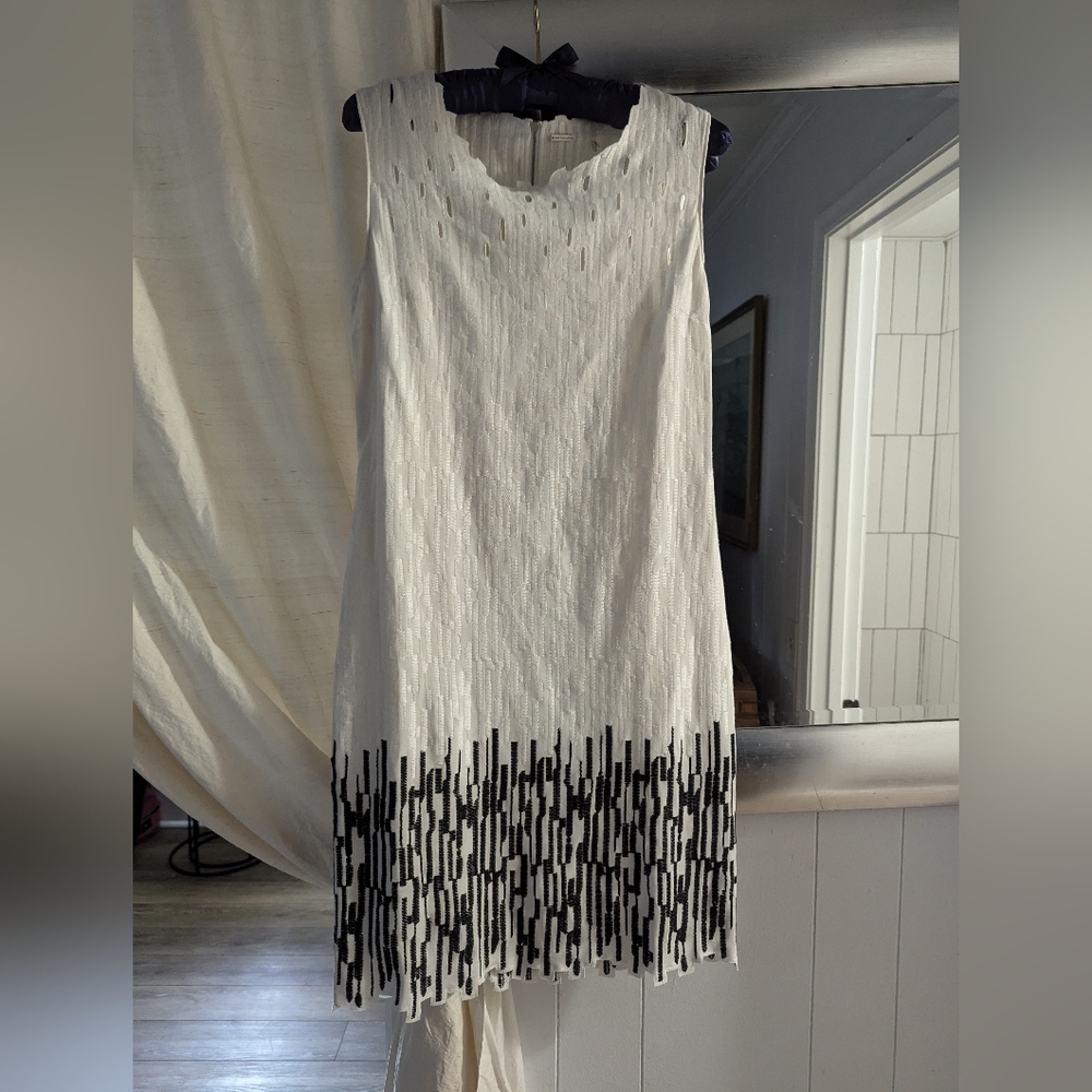 Elie Tahari Dress